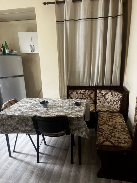 Otaq yoldaşi xanim lazimdi 2otaqli evin 1otagina heyet evidi — Bakı