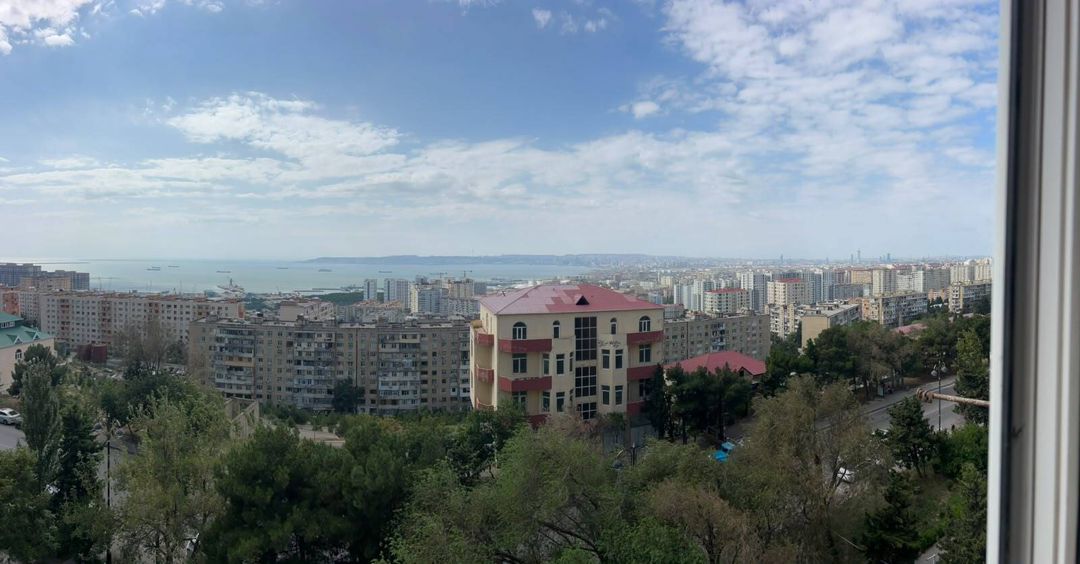 Satılır 2 otaqlı köhnə tikili 62 m² — Mənzil, Bakı