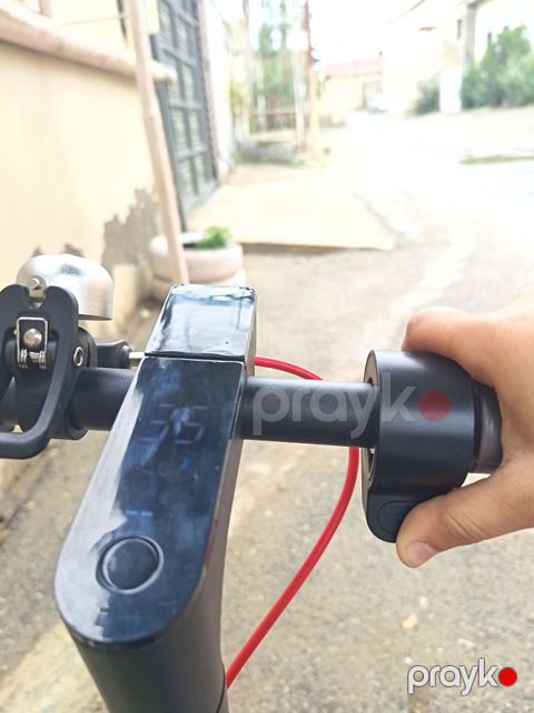 Elektrik skuter Xiaomi M187 — qara-qızıl — 850 ₼ · Bakı · Skuterlər Elektrik skuter Xiaomi M187 — qara-qızıl — Bakı