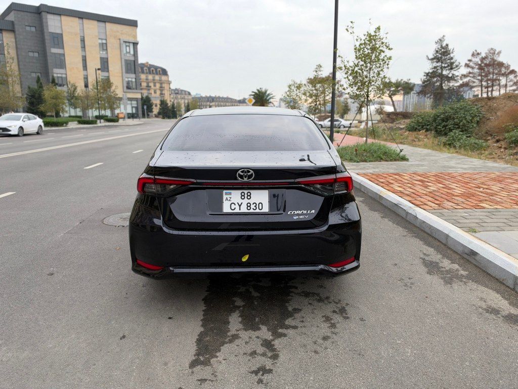 Toyota Corolla, 1.8 L, 0.85 kWh, 2026 il, 5 300 km 88-CY-830 — Avtomobillər, Bakı (5)