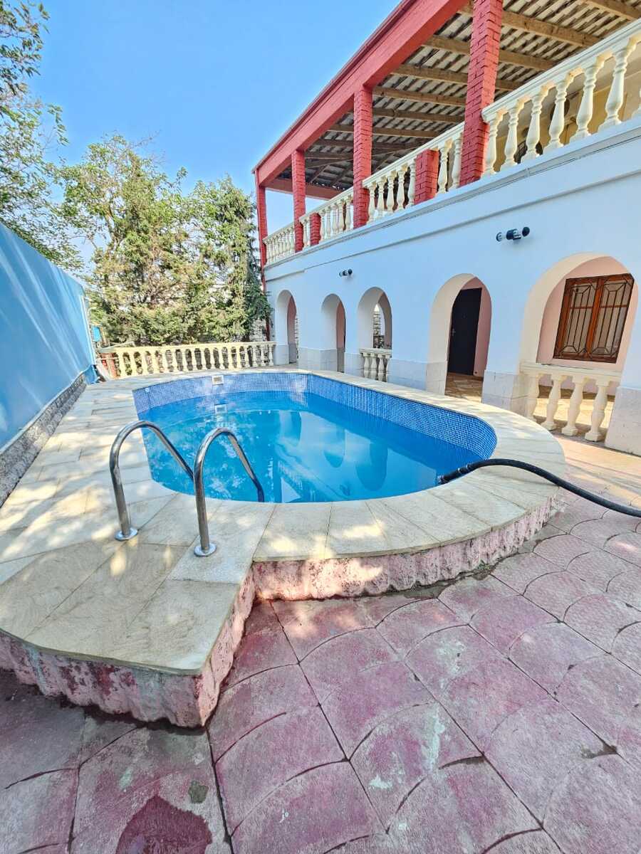 Satılır 4 otaqlı həyət evi/bağ evi 200 m² — Ev, villa, Bakı (4)