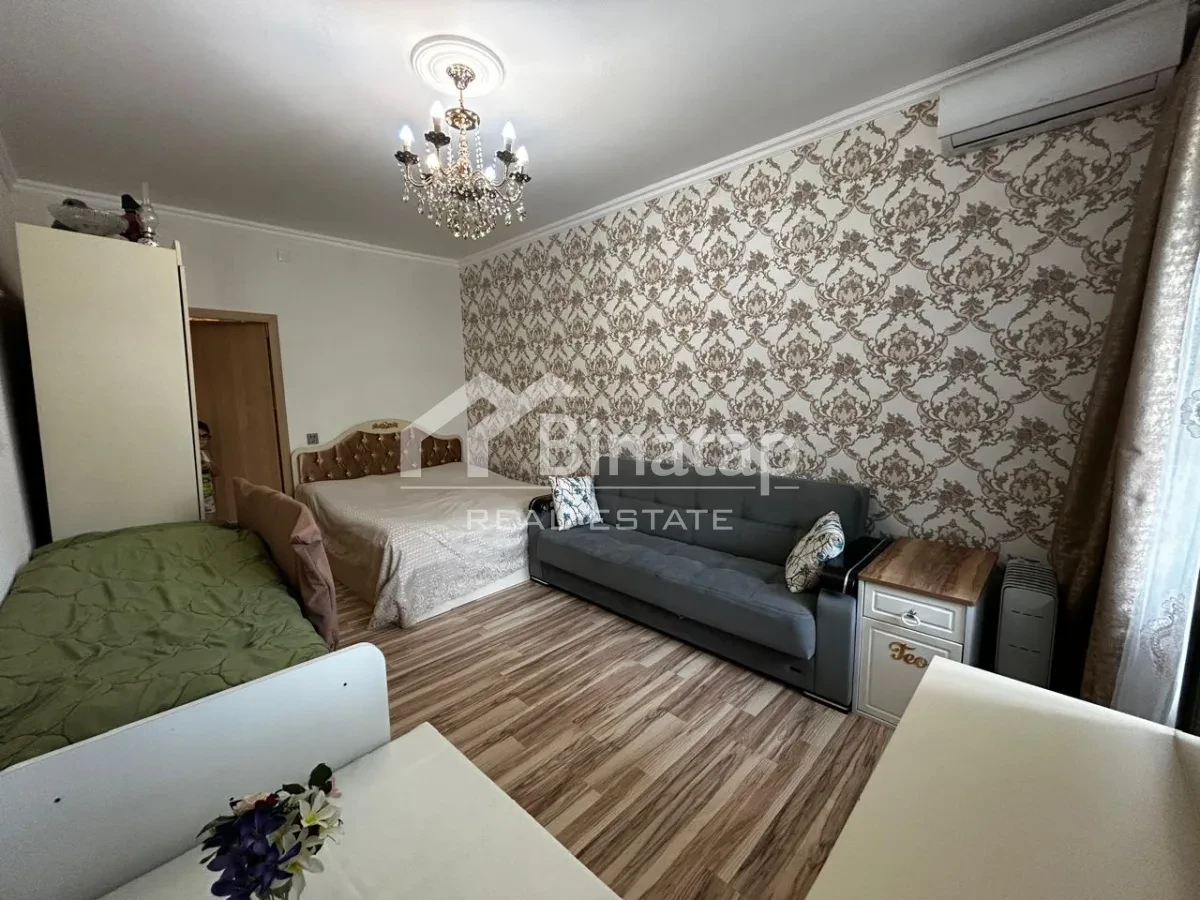 Satılır 1 otaqlı köhnə tikili 42 m², Əhmədli qəsəbəsi, Xətai rayonu — Mənzil, Bakı