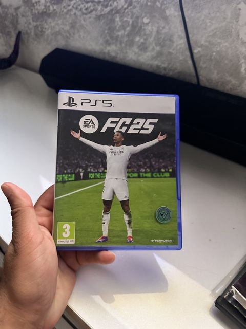 PS5 üçün FC25 oyunu — Bakı