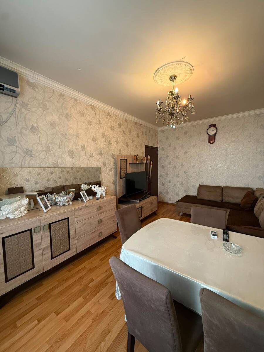 Satılır 4 otaqlı köhnə tikili 110 m² — Mənzil, Bakı (3)