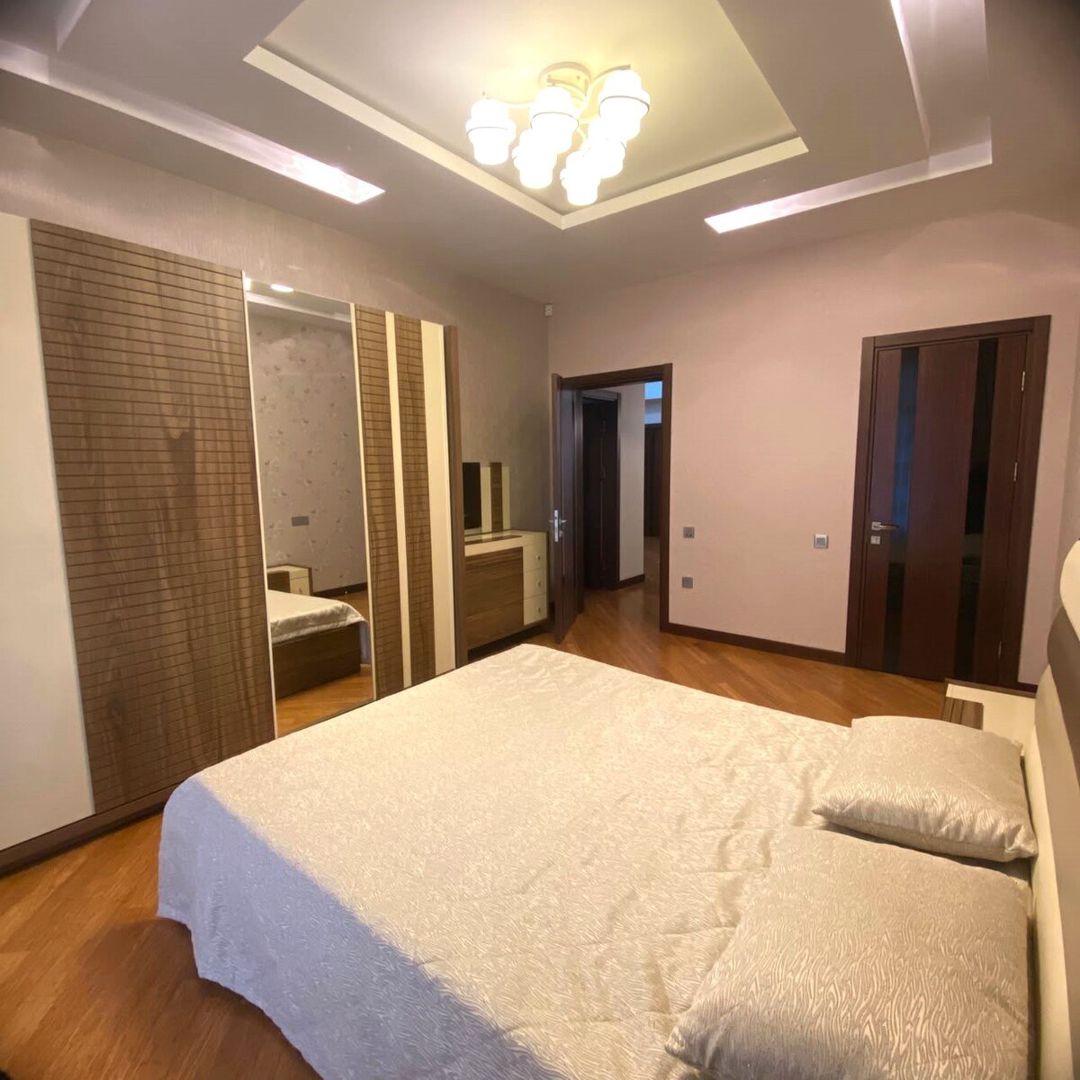 İcarəyə verilir 3 otaqlı yeni tikili 150 m² — Mənzil, Bakı (8)