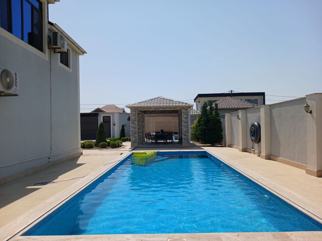 İcarəyə verilir 4 otaqlı həyət evi/bağ evi 250 m² — Ev, villa, Bakı