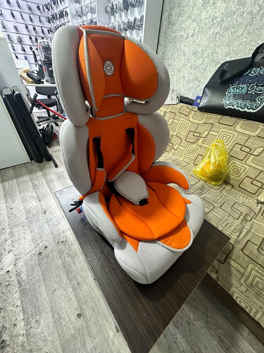 Avtomobil oturacağı — Avtokresloları, Bakı (2)