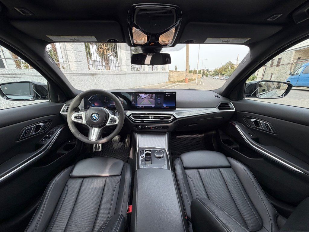 BMW 330e, 2.0 L, 12 kWh, 2023 il, 61 500 km — Avtomobillər, Gəncə (7)