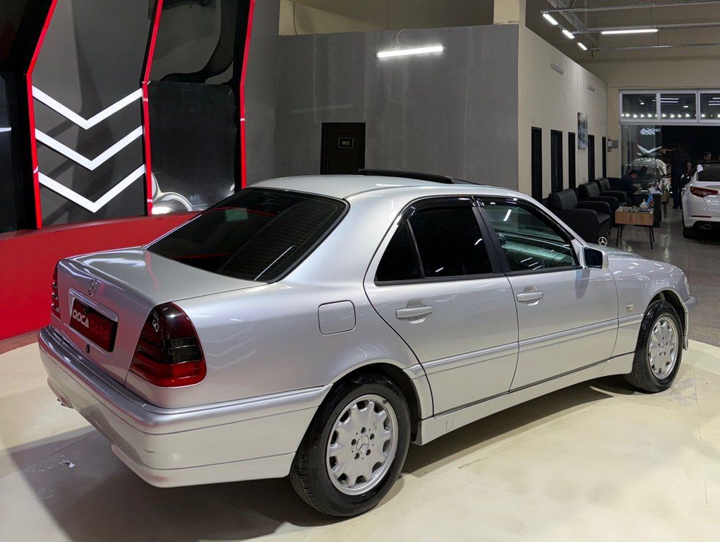 Mercedes C 200, 2.0 L, 1999 il, 320 000 km — Avtomobillər, Sumqayıt (9)