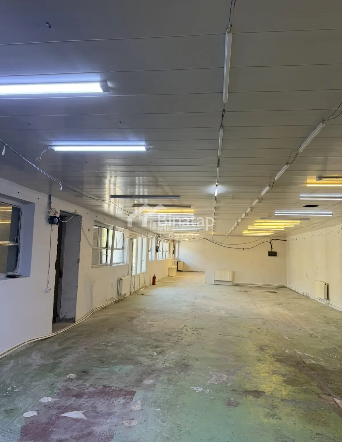 İcarəyə verilir obyekt 410 m², Sabunçu qəsəbəsi, Sabunçu rayonu — Əmlak, Bakı