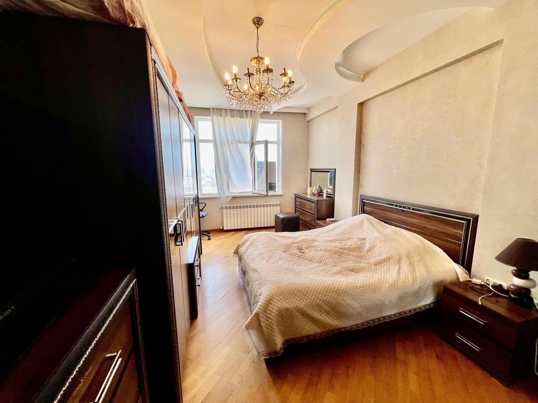 Satılır 4 otaqlı yeni tikili 197 m² — Mənzil, Bakı (12)