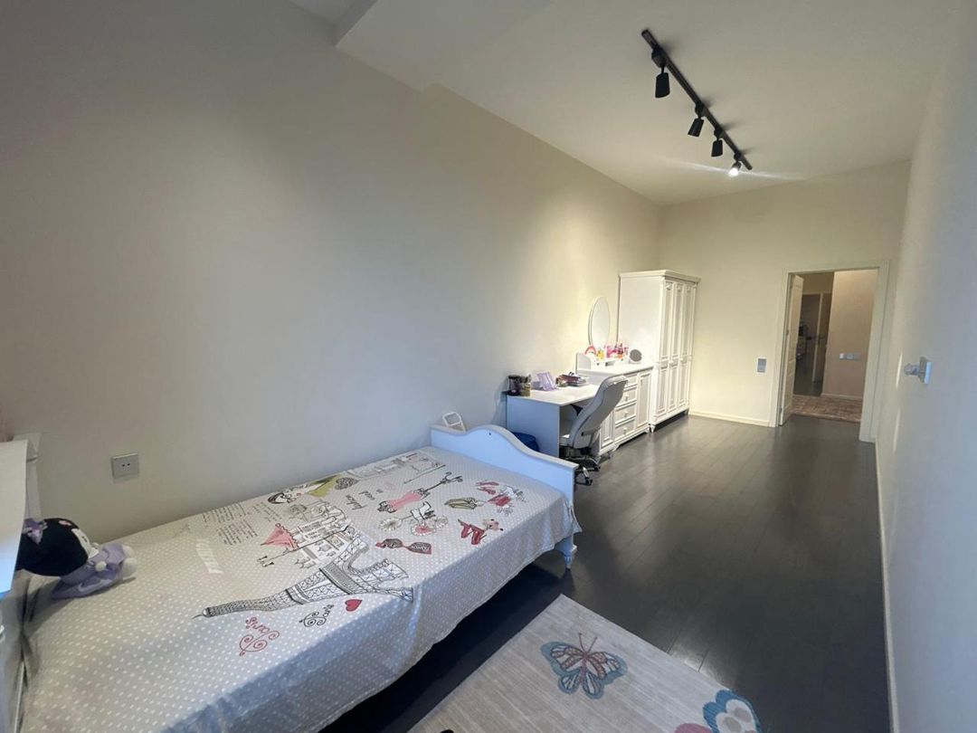 4 otaqlı mənzil, 202 m², Şamil Əzizbəyov küç., 133 (Дом 1) (7 Points) — Mənzil, Bakı (7)