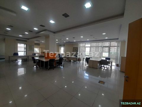 tbilisi pr-də 300 kv 9 otaqlı ofis — 3 950 ₼ · Bakı · Ofis tbilisi pr-də 300 kv 9 otaqlı ofis — Bakı