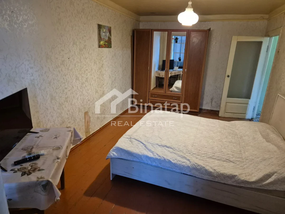 Satılır 1 otaqlı köhnə tikili 33 m², Səbail rayonu — Mənzil, Bakı (2)