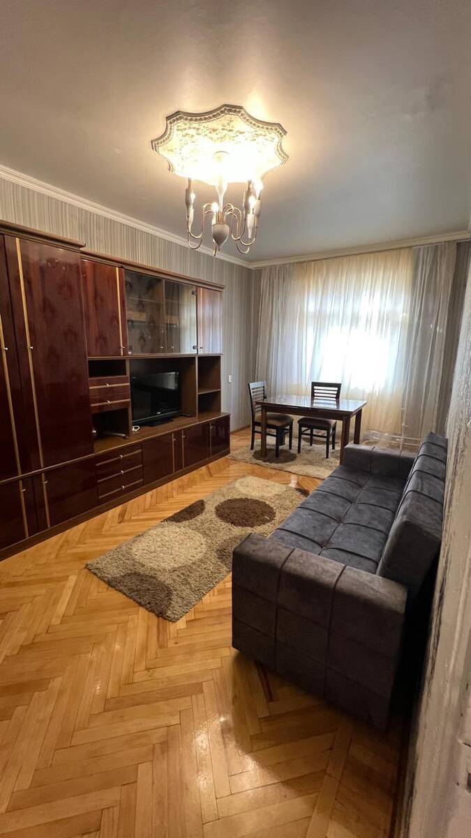 İcarəyə verilir 2 otaqlı köhnə tikili 60 m² — Mənzil, Bakı