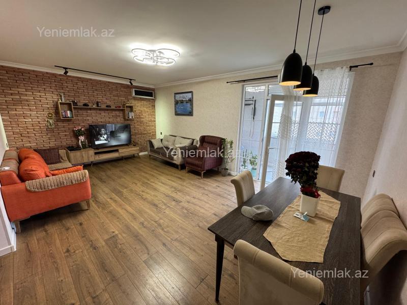 Satılır 5 otaqlı Bina evi menzil (Köhnə tikili), 100 m², 13-cü mikrorayon — Mənzil, Sumqayıt (3)
