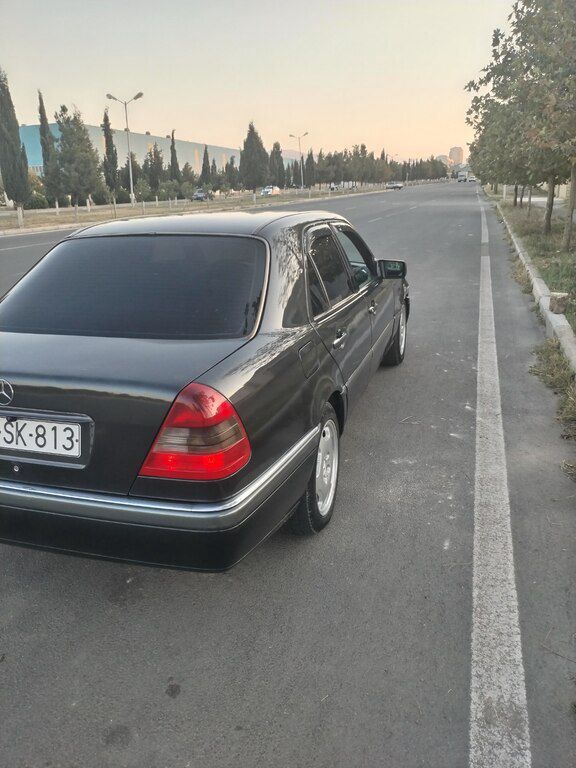 Mercedes C 180, 1.8 L, 1994 il, 600 000 km 99-SK-813 — Avtomobillər, Gəncə (3)