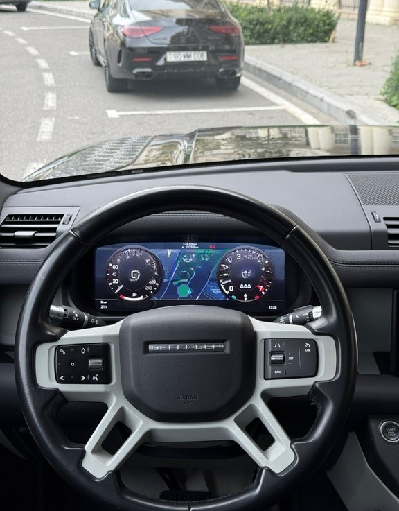 Land Rover Defender, 2021 il, 79000 km, 3 L 88-CN-357 — Avtomobillər, Bakı (11)