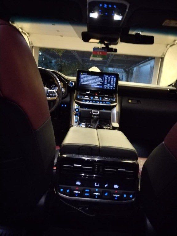 Toyota Land Cruiser, 3.5 L, 2021 il, 218 000 km — Avtomobillər, Bakı (6)