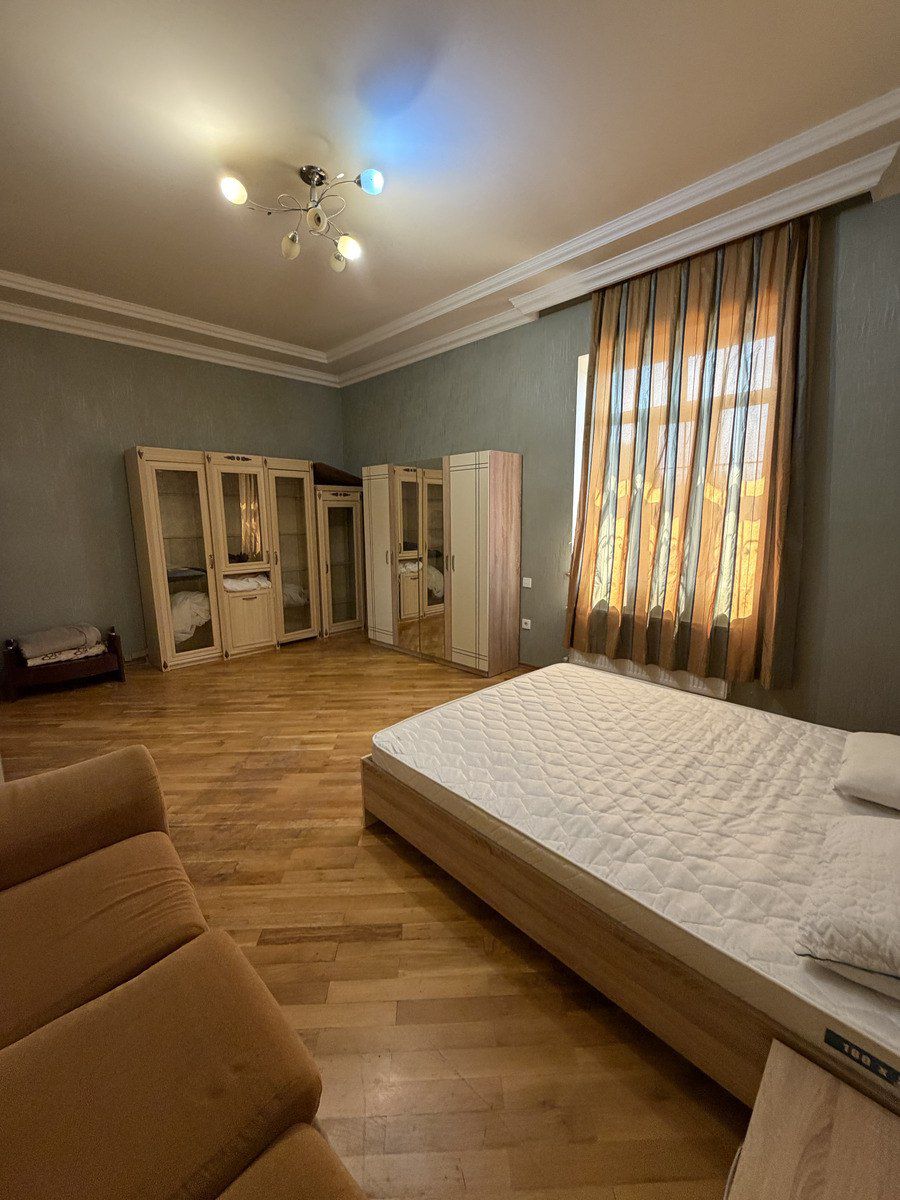 İcarəyə verilir 7 otaqlı həyət evi/bağ evi 400 m² — Ev, villa, Bakı (11)