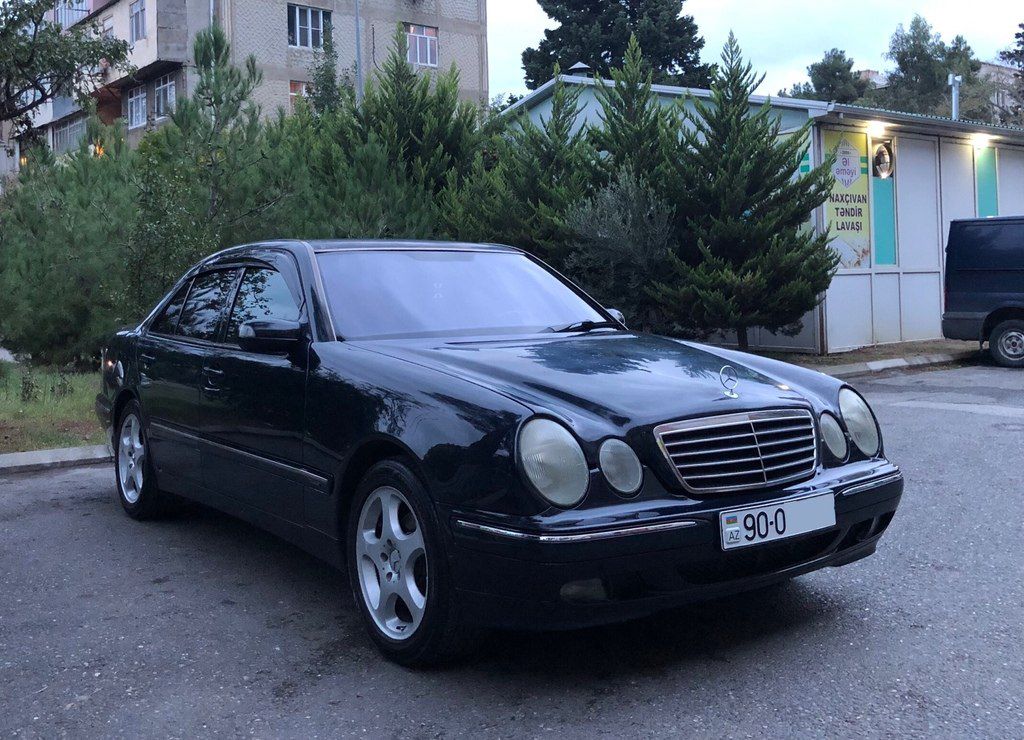 Mercedes E 220, 2.2 L, 1999 il, 347 000 km — Avtomobillər, Bakı (3)