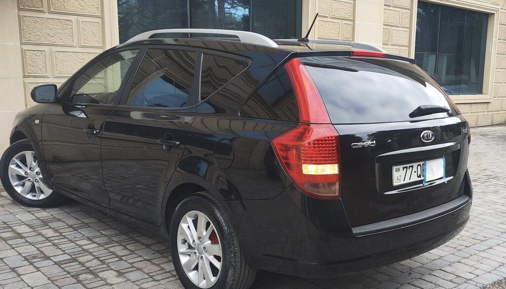 Kia Ceed SW, 1.6 L, 2010 il, 265 000 km — Avtomobillər, Bakı (10)