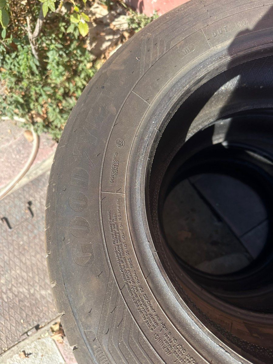 Goodyear şinlər 215/65 R16 — Ehtiyat hissələri və aksesuarlar, Bakı (2)