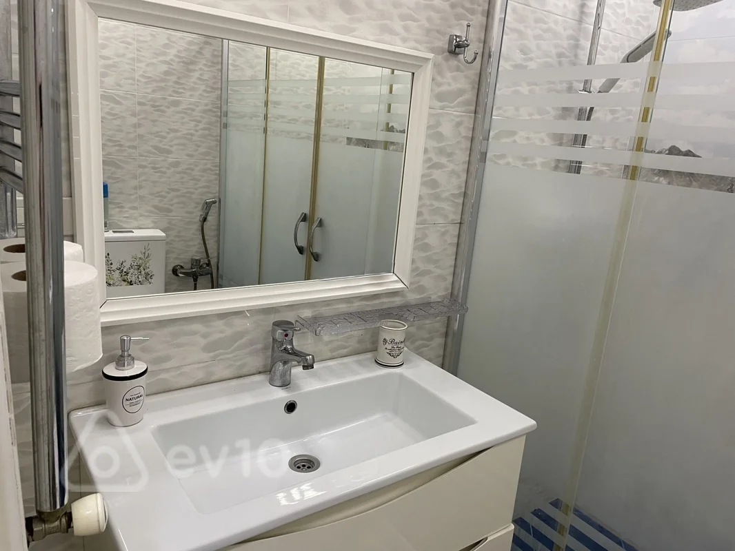 3 otaqlı mənzil, 70 m², Nəriman Nərimanov — kirayə — Mənzil, Bakı (9)