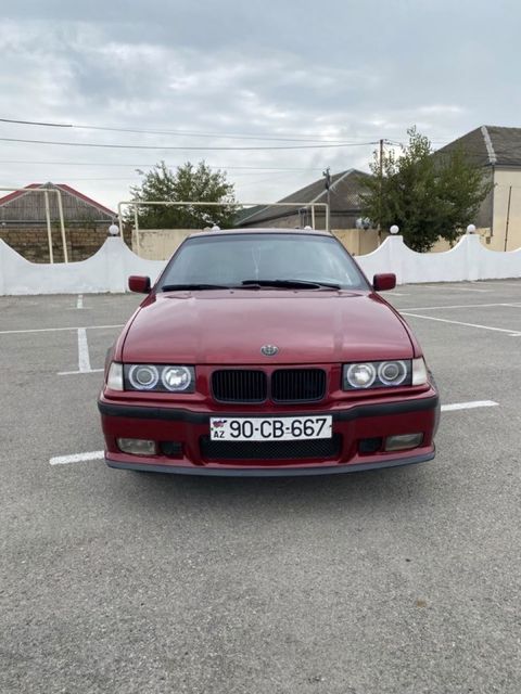 BMW 318, 1.8 L, 1993 il, 300 000 km — Bakı