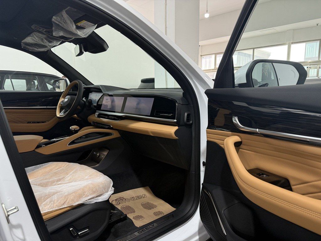 Geely Monjaro, 1.5 L, 1.64 kWh, 2026 il, yeni — Avtomobillər, Bakı (10)