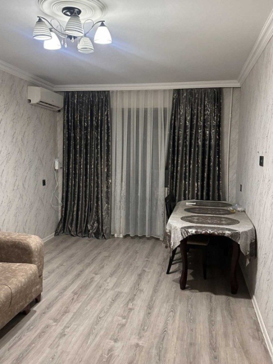 Satılır 2 otaqlı köhnə tikili 40 m² — Mənzil, Bakı (2)