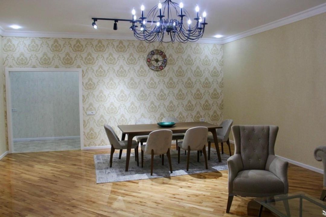 İcarəyə verilir 4 otaqlı yeni tikili 210 m² — Mənzil, Bakı (2)