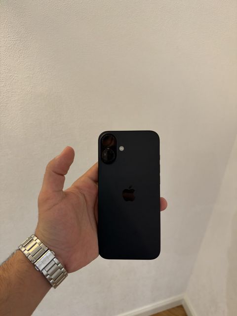 Apple iPhone 16 Plus Black 128GB/8GB — Bakı