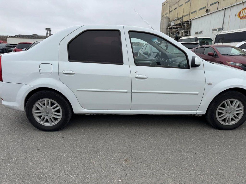Renault Logan, 1.6 L, 2017 il, 222 560 km 77-HX-890 — Avtomobillər, Bakı (3)