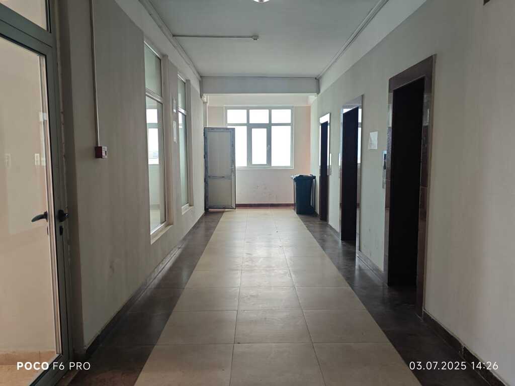 Satılır obyekt 2215 m² — Əmlak, Bakı (4)