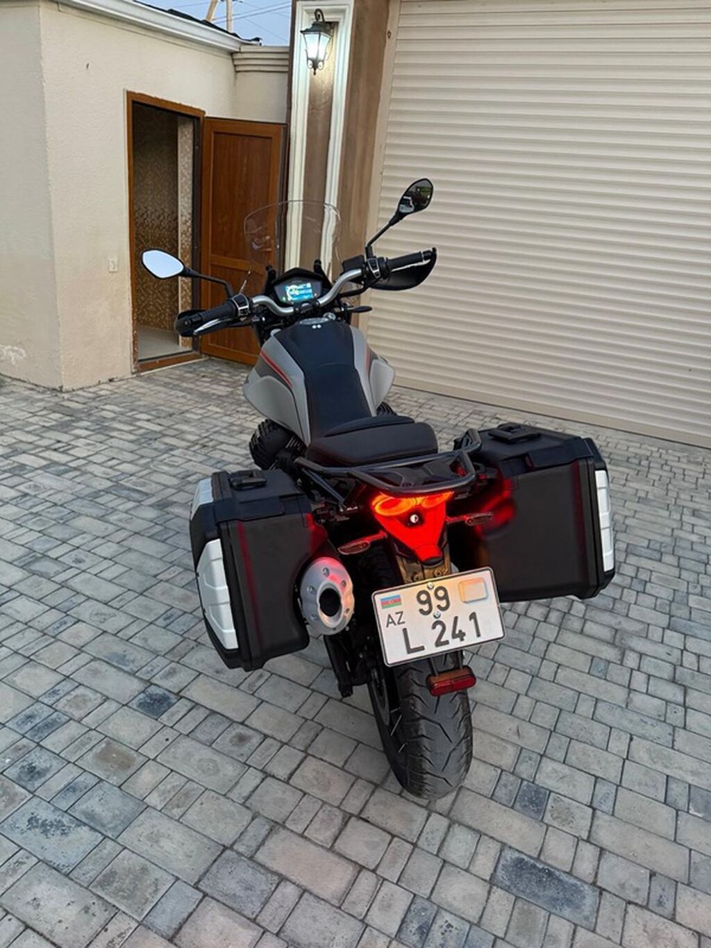 V85 TT — Motosikletlər, Bakı (4)