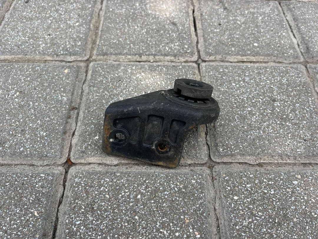 “İX35 2012” radiatorun üst konşteyni — Ehtiyat hissələri və aksesuarlar, Bakı (2)