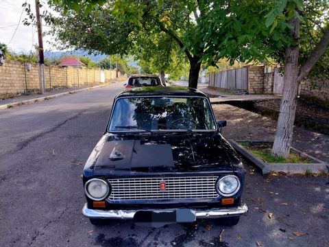 Lada (VAZ) 21011, 1.3 L, 1984 il, 300 000 km — Qax