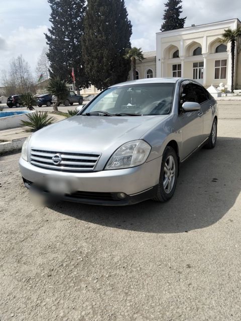Nissan Teana: 2.3 l Sedan — Salyan