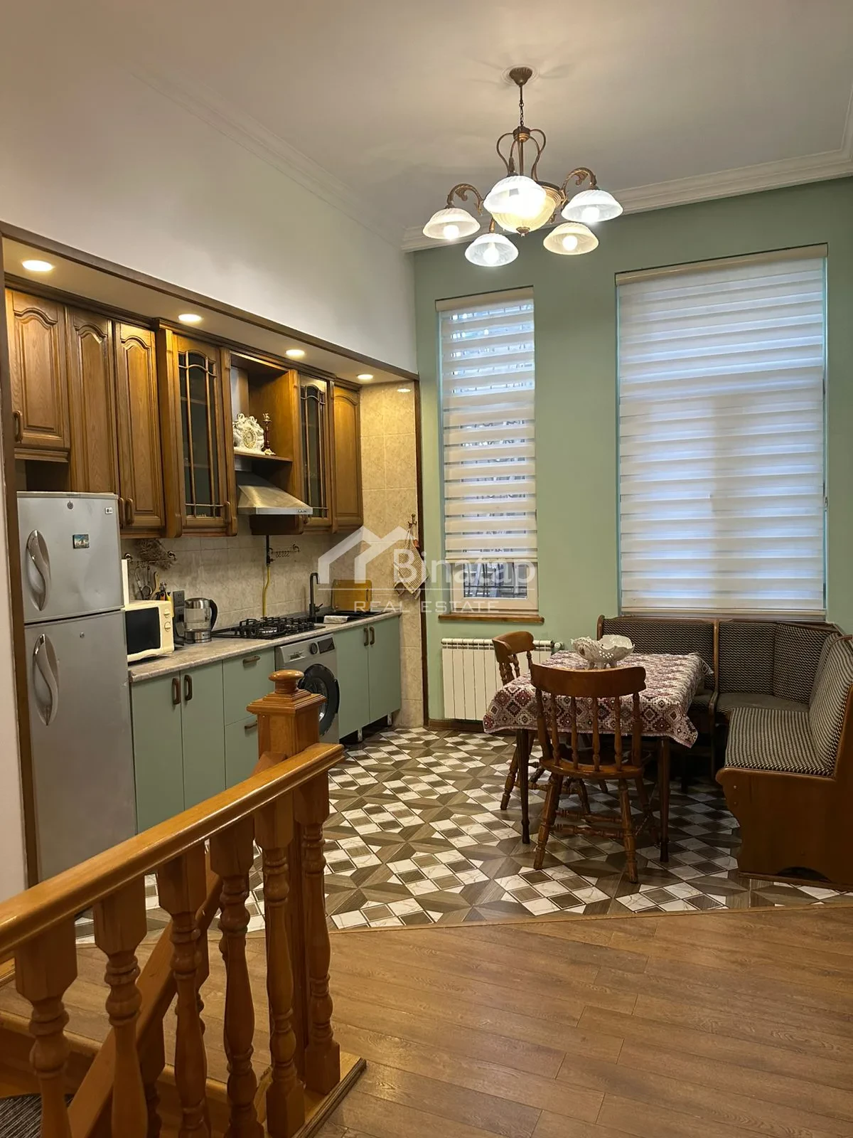 Satılır 3 otaqlı köhnə tikili 140 m², Sahil metrosu, Səbail rayonu — Mənzil, Bakı (3)