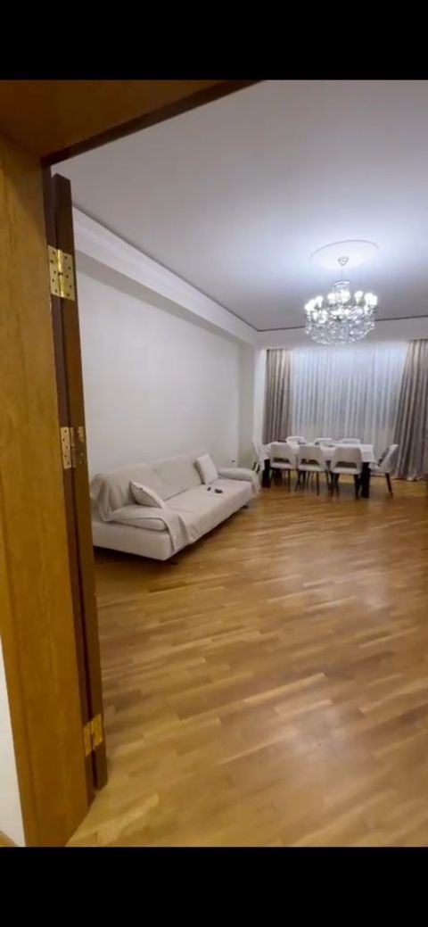 Satılır 3 otaqlı yeni tikili 114 m² — Bakı