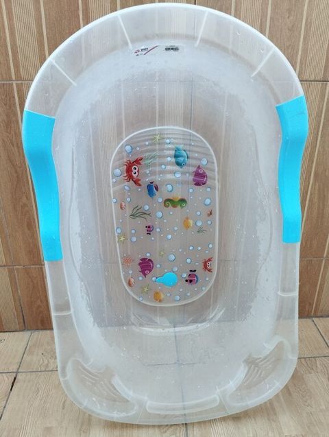 Körpə vannası — 5 ₼ · Bakı · Pampers və gigiyena Körpə vannası — Bakı