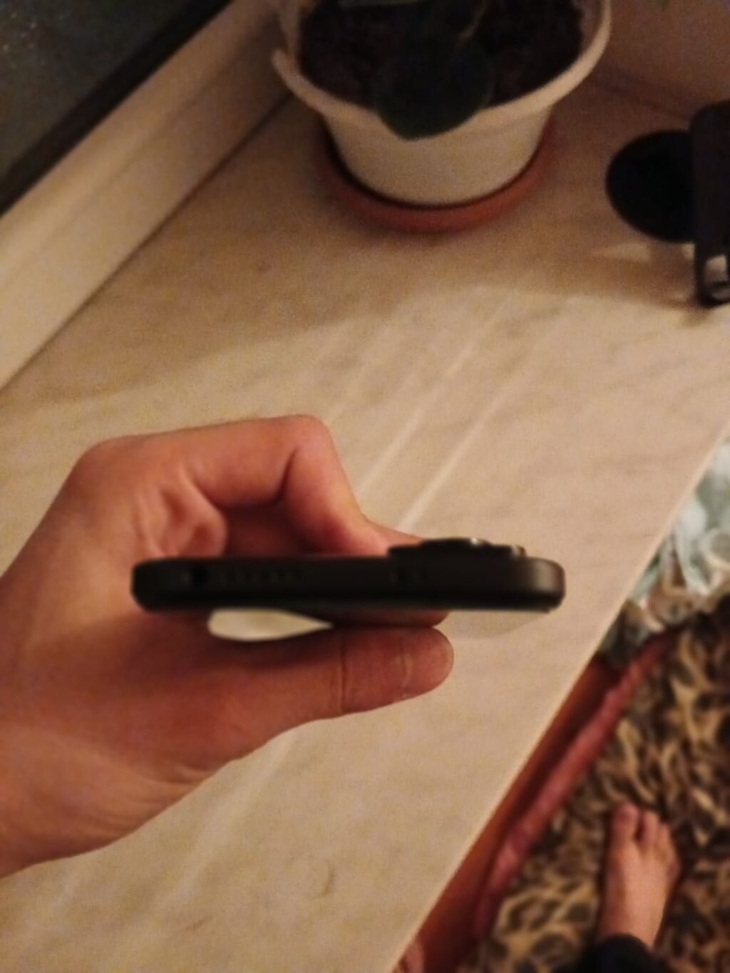 Redmi smartfon - Rəng: Qara, parlaq arxa panel - Arxa kamera modulu — Xiaomi, Bakı (5)
