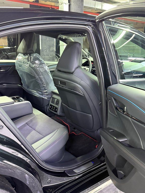 Toyota Camry, 2.0 L, 1 kWh, 2026 il, yeni — Avtomobillər, Bakı (9)