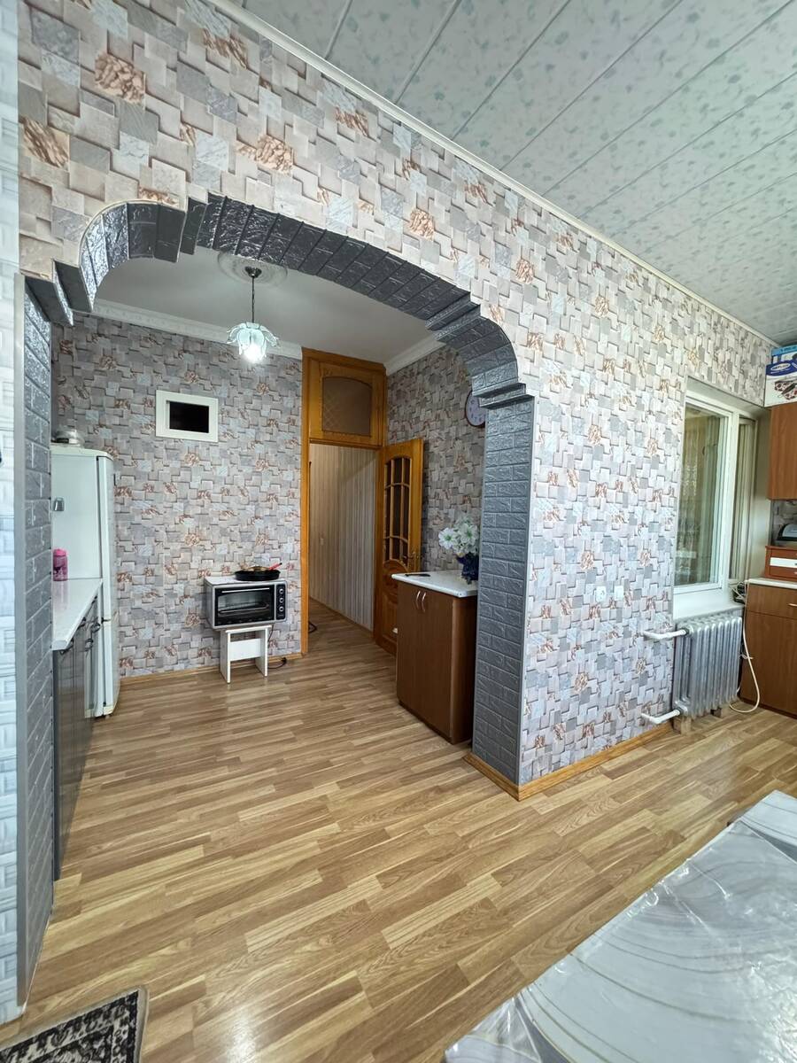 Satılır 4 otaqlı köhnə tikili 100 m² — Mənzil, Bakı (12)