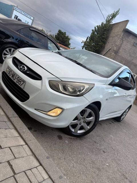 Hyundai Accent, 1.4 L, 2011 il, 280 000 km — Siyəzən