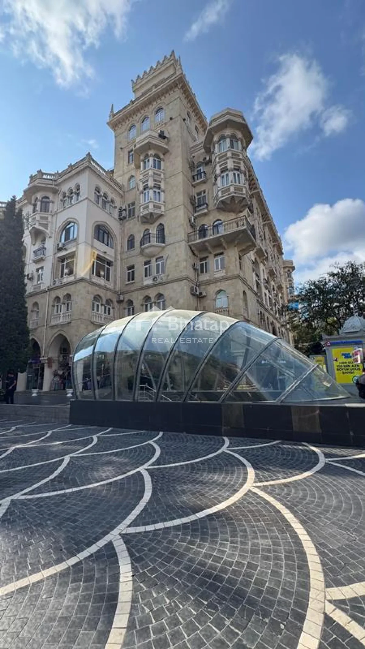 Satılır 3 otaqlı köhnə tikili 115 m², Sahil metrosu, Səbail rayonu — Mənzil, Bakı (2)