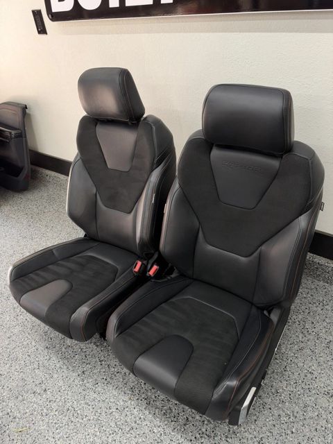 2021-26 ford 150 raptor salon oturacaqlari — Bakı