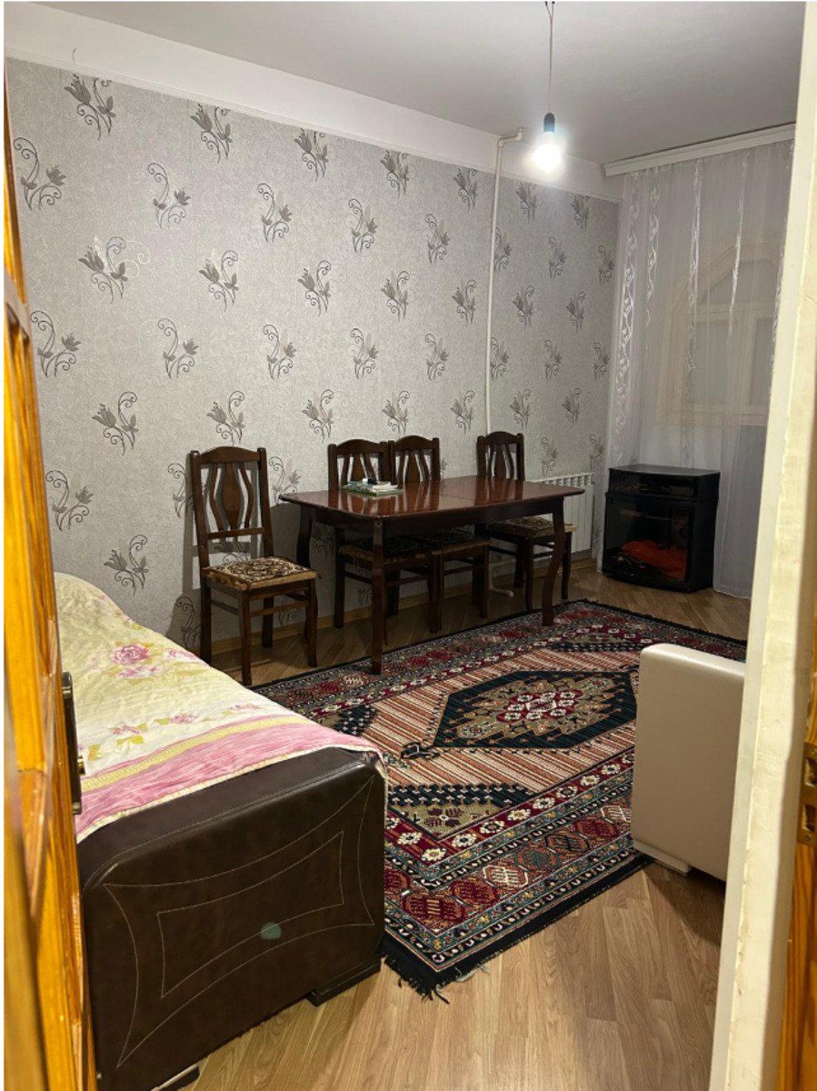 Satılır 2 otaqlı köhnə tikili 40 m² — Mənzil, Bakı (3)