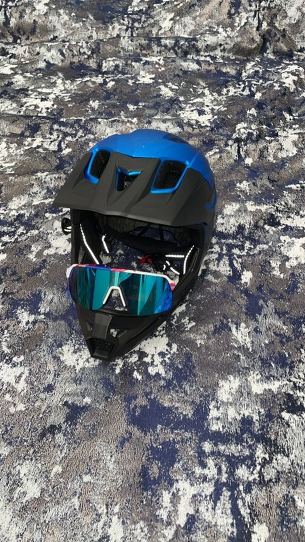 Dağ velosipedi üçün tam üzlü kaska - Tip: MTB/enduro kaskası, tam — Ehtiyat hissələri və aksesuarlar, Bakı (4)